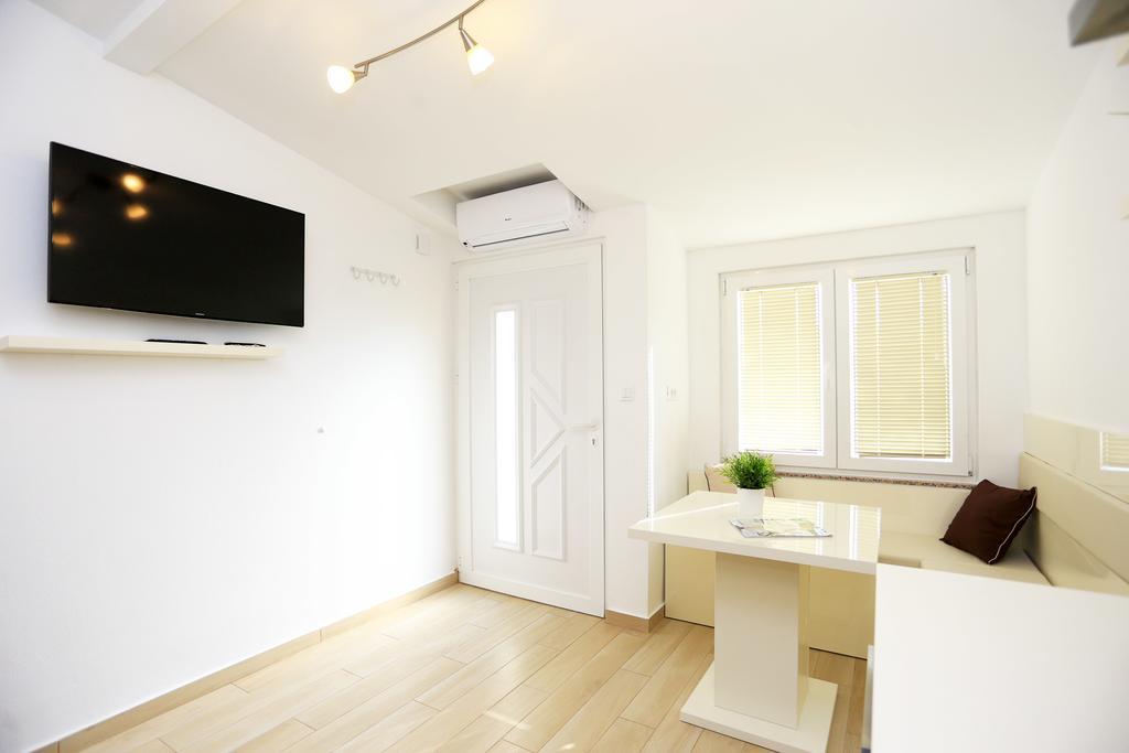 Odette Apartman Zára Kültér fotó