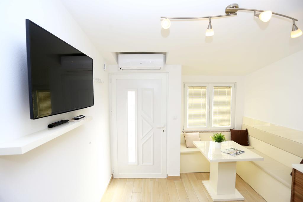 Odette Apartman Zára Kültér fotó